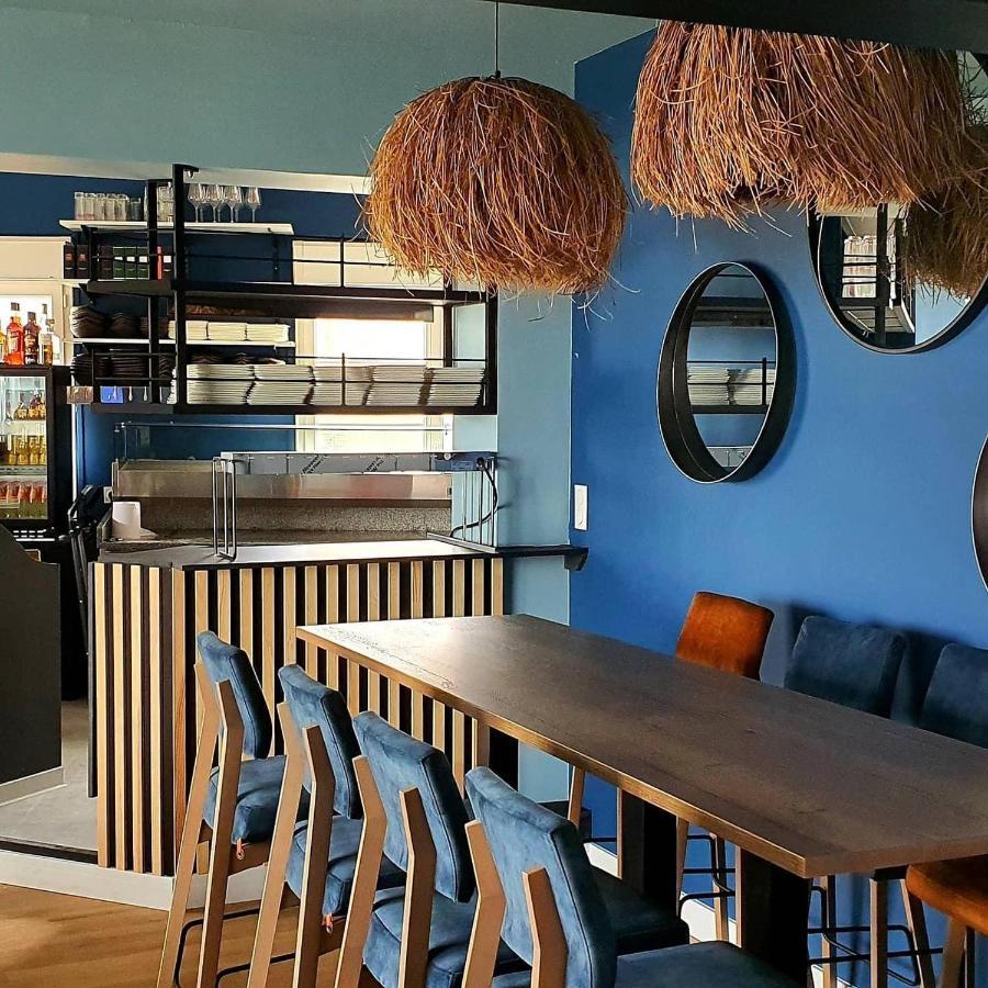 Hotel Restaurant L'Atelier Des Cousins Chatelaillon-Plage Luaran gambar
